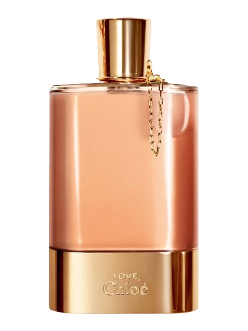 Chloé Love, Chloé