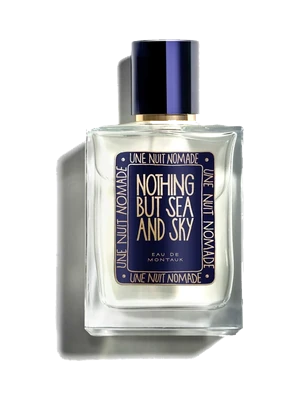 Une Nuit Nomade Nothing but Sea and Sky