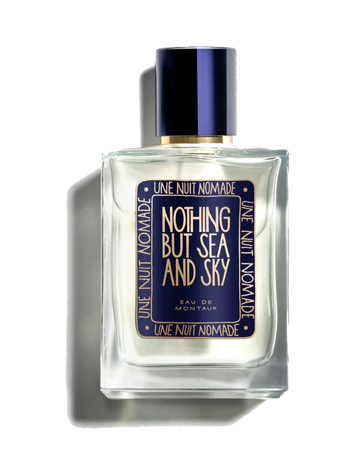Une Nuit Nomade Nothing but Sea and Sky